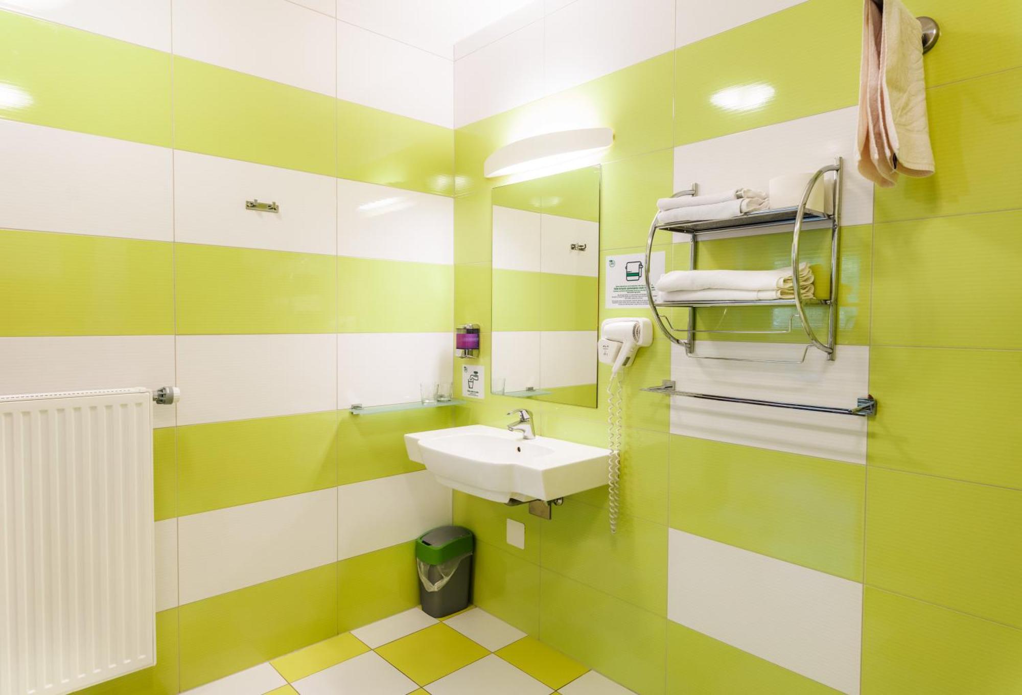 Dvorec Trebnik - Sobe 3*