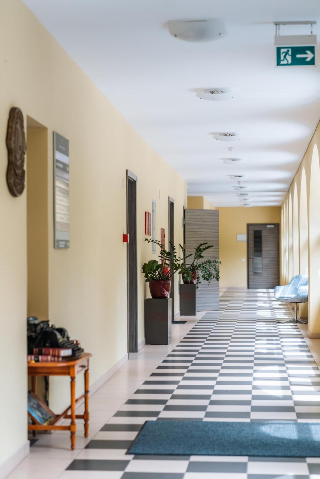 Dvorec Trebnik - Sobe 3* Slovenske Konjice